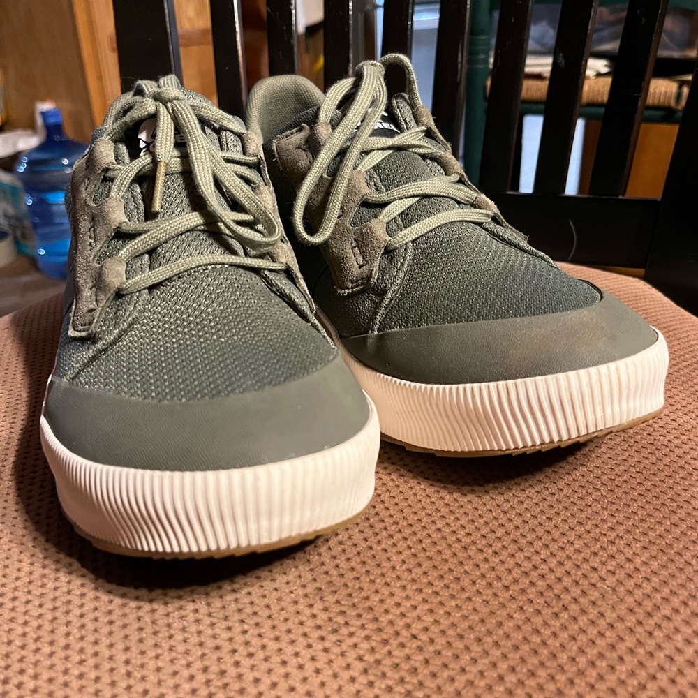 Sorel Olive Green Low-Top Sneakers with White Soles